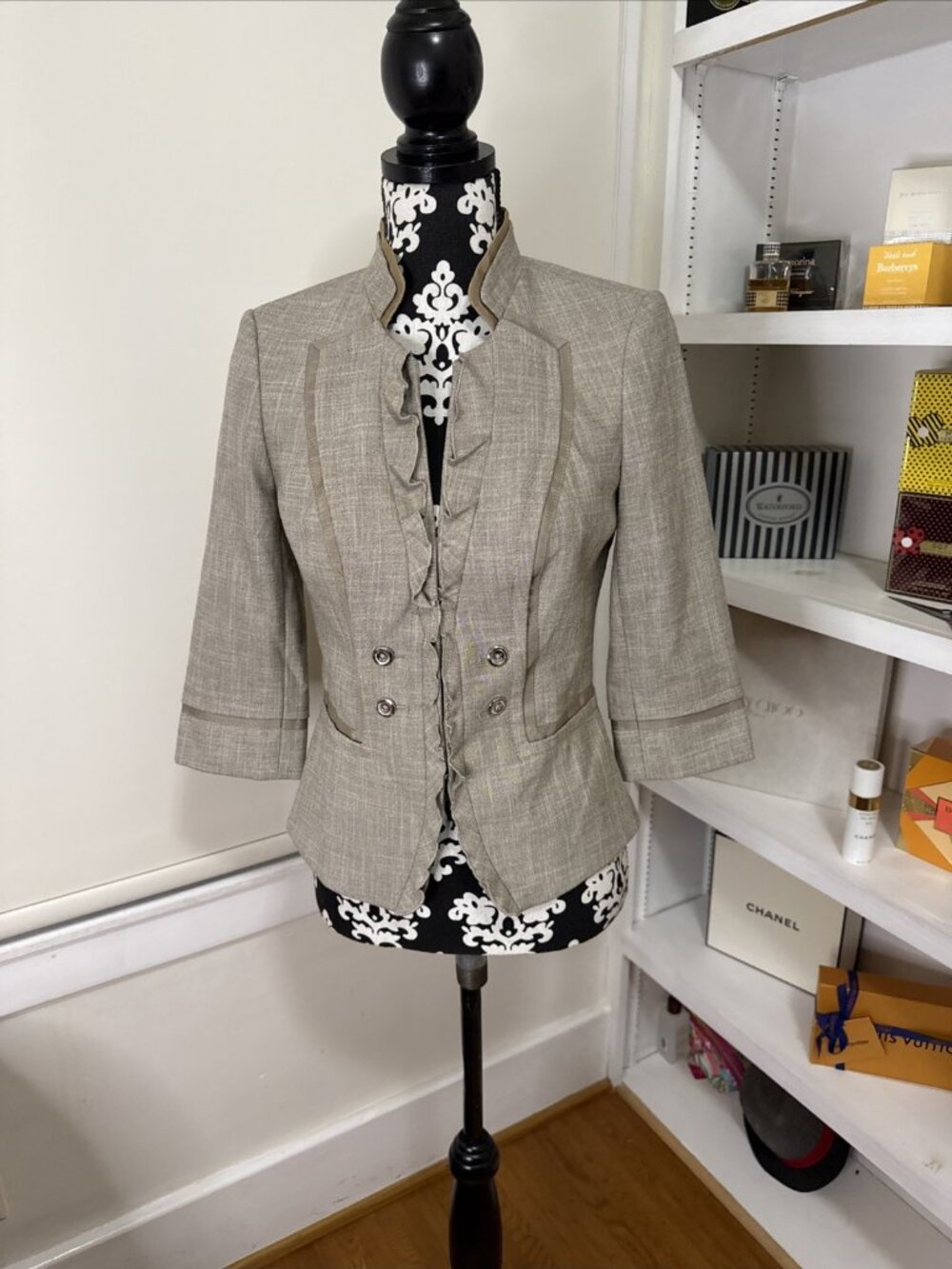 White House Black Market Brown Tan Marled Jacket Blazer Size 2 Sexy executive